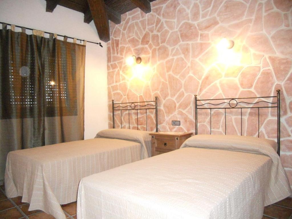 La Cueva Del Lince Guest House Zarza De Granadilla Bagian luar foto