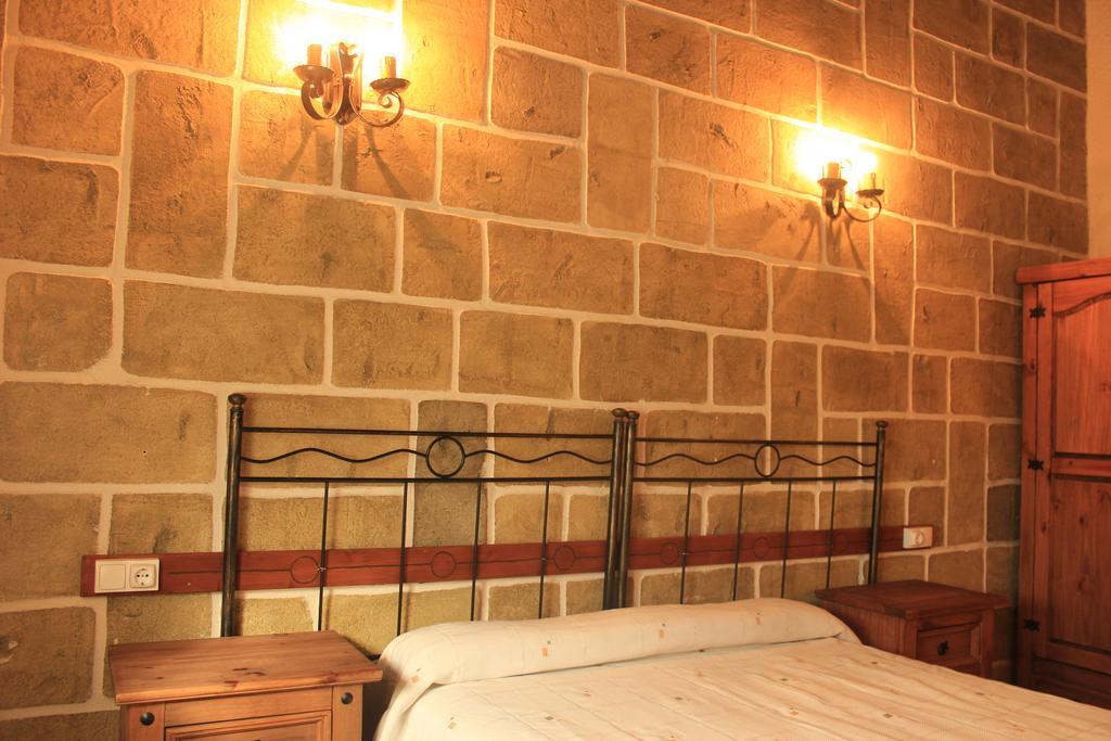 La Cueva Del Lince Guest House Zarza De Granadilla Bagian luar foto