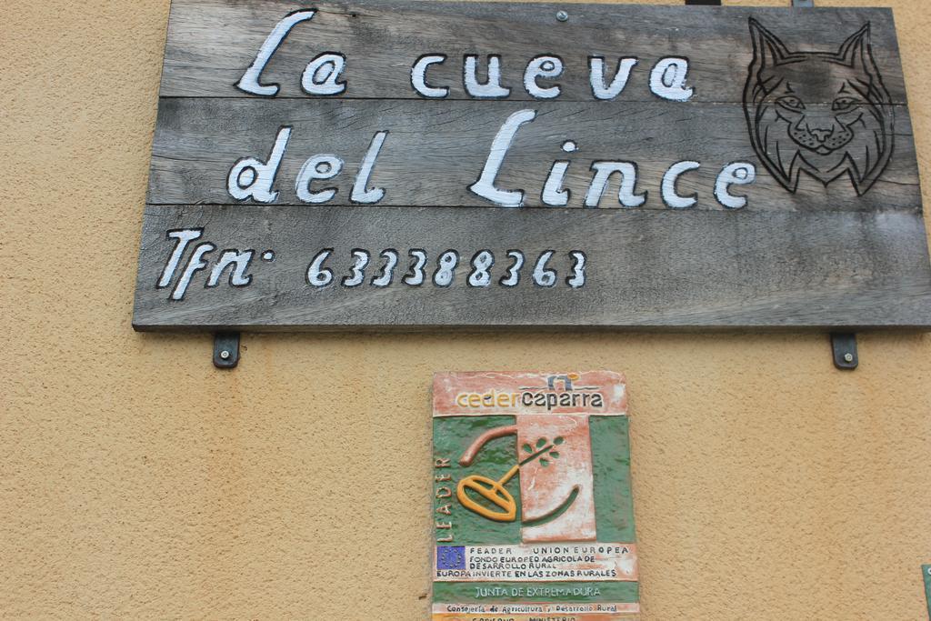 La Cueva Del Lince Guest House Zarza De Granadilla Bagian luar foto